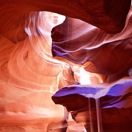 Upper Antelope Canyon by Hey Engel