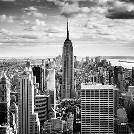 NYC Downtown by Nina Papiorek