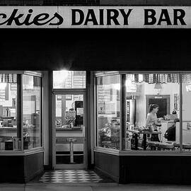 6 29 AM by Todd Klassy