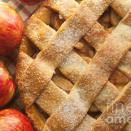 Apple Pie with Lattice Crust by Diane Diederich