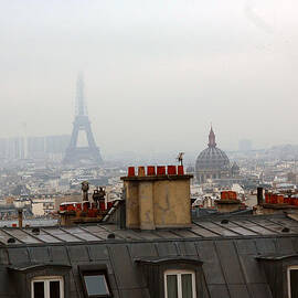Cloudy day in Paris by Peter Cassidy