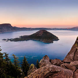 Crater Lake National Park by Alexis Birkill