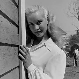 Penny Edwards by Peter Stackpole